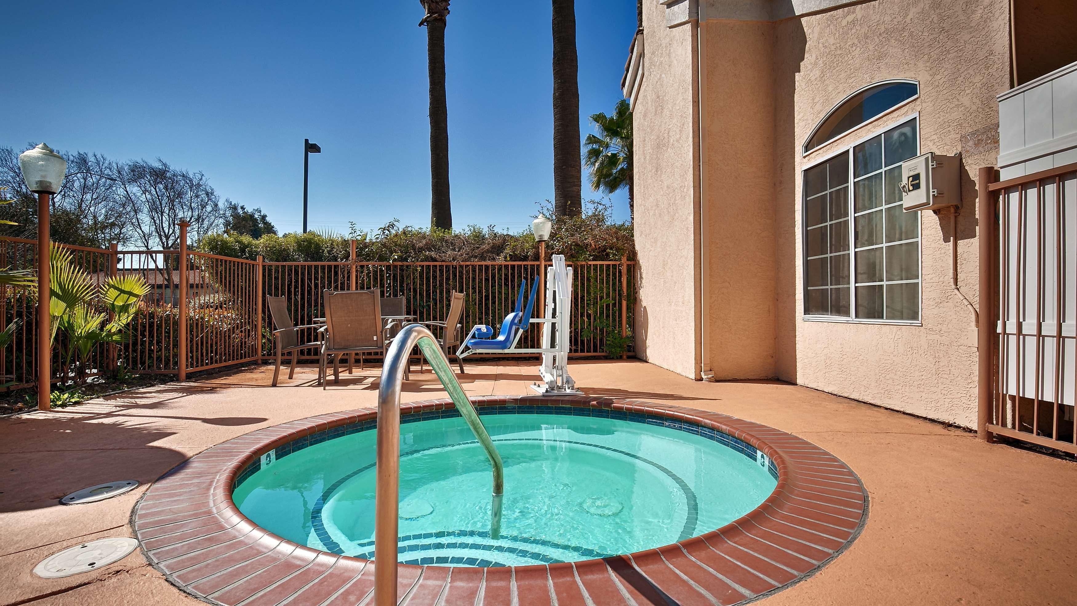 מודסטו Best Western Palm Court Inn מראה חיצוני תמונה
